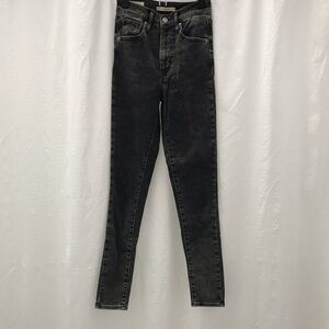 Levi’s Mile High Skinny Jeans
